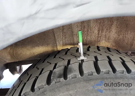 2011 Mercedes-Benz Sprinter 2500 High Roof из США, поврежденный, VIN WD3PE8CB0B5587487